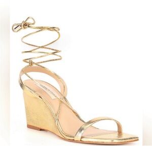 Antonio Melani Maryamm Gold Metallic Wedge Heels Never worn